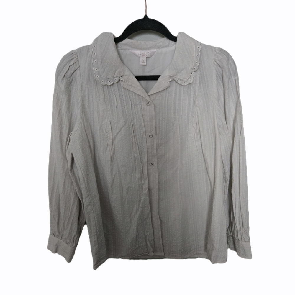 Lauren Conrad White Button-Up Blouse with Embroidered Collar
